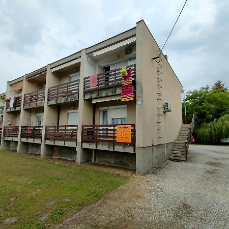 ボニャルツバシュRosy Apartmanアパートメント エクステリア 写真